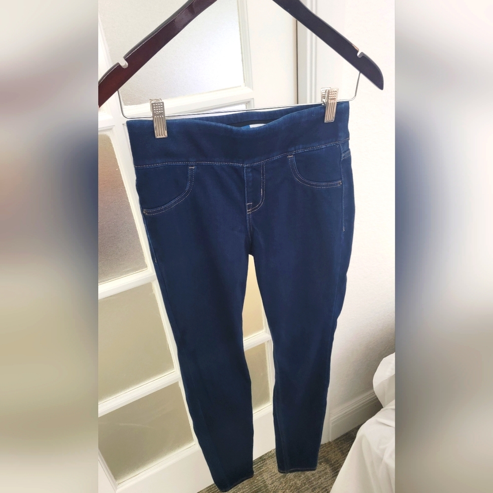 Old Navy Blue Jeggings with Stretchy Fit and Tapered Leg